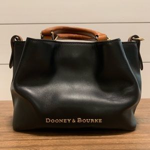Dooney and Bourke Mini City Barlow